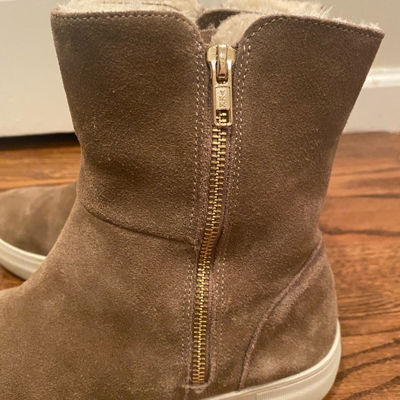 J/SLIDES Taupe Faux Fur & Suede Sneaker Booties 10 - Picture 4 of 6